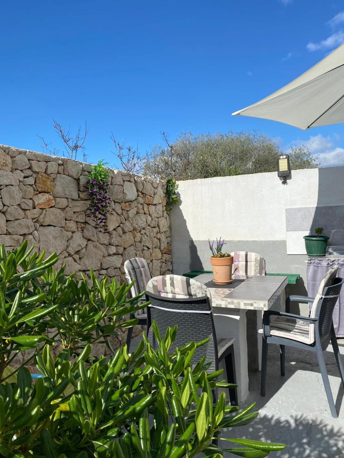 Apartments Sestanka Novalja Εξωτερικό φωτογραφία