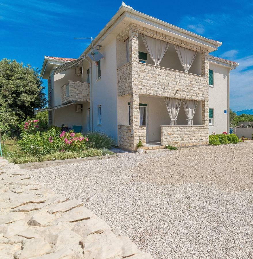 Apartments Sestanka Novalja Εξωτερικό φωτογραφία