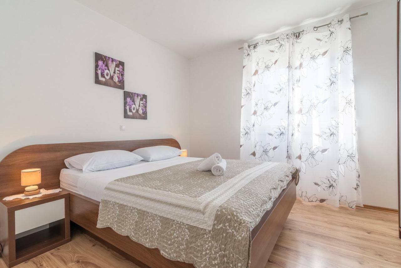 Apartments Sestanka Novalja Εξωτερικό φωτογραφία