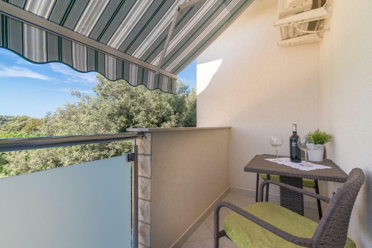 Apartments Sestanka Novalja Εξωτερικό φωτογραφία
