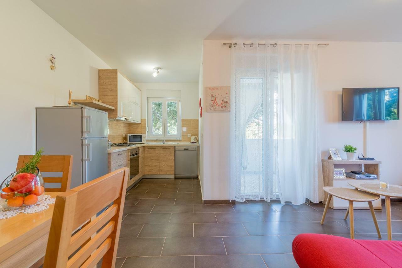 Apartments Sestanka Novalja Εξωτερικό φωτογραφία