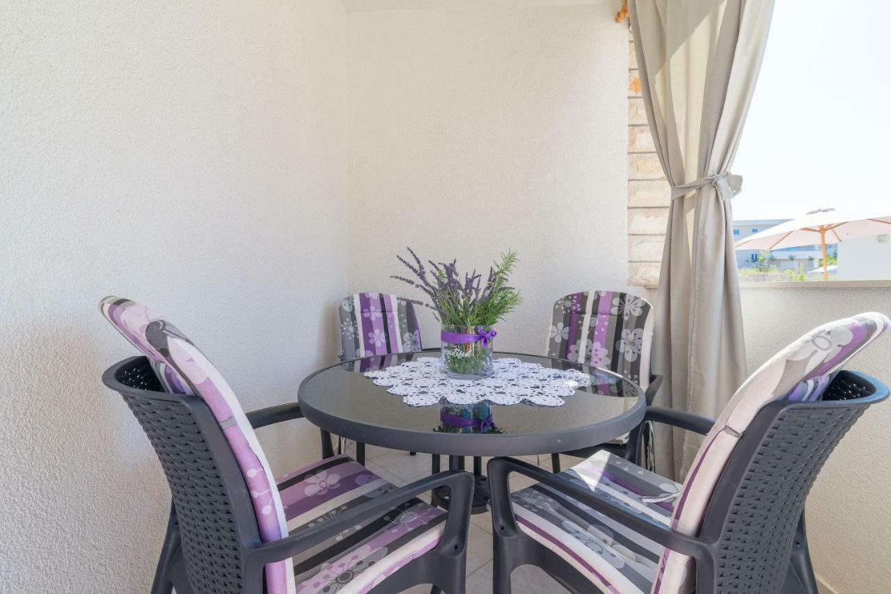 Apartments Sestanka Novalja Εξωτερικό φωτογραφία